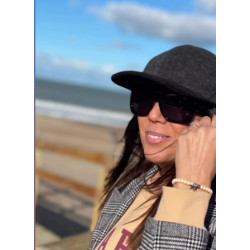 Cap paño gris y negra