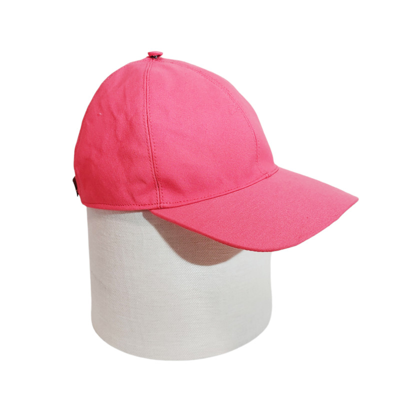 Cap rosa de gabardina forrada