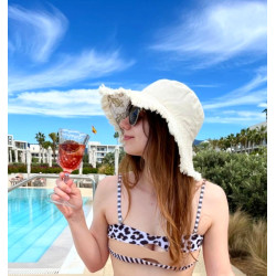 Capelina búlgaro con flecos